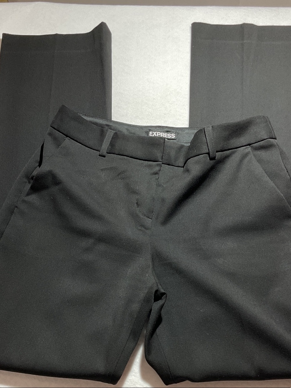 Express Women's Columnist Black Boot Cut Pants - Size 2S - Picture 2 of 5